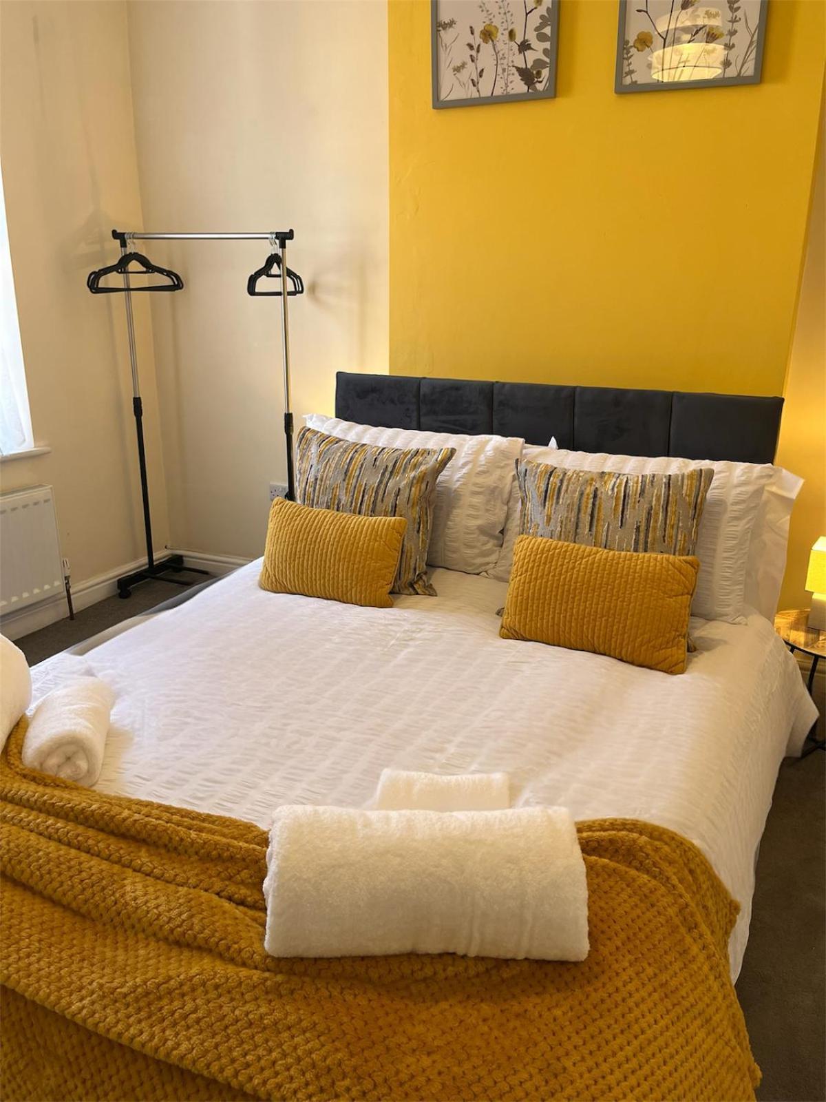 2 Bd House, Near Center Casa vacanze *